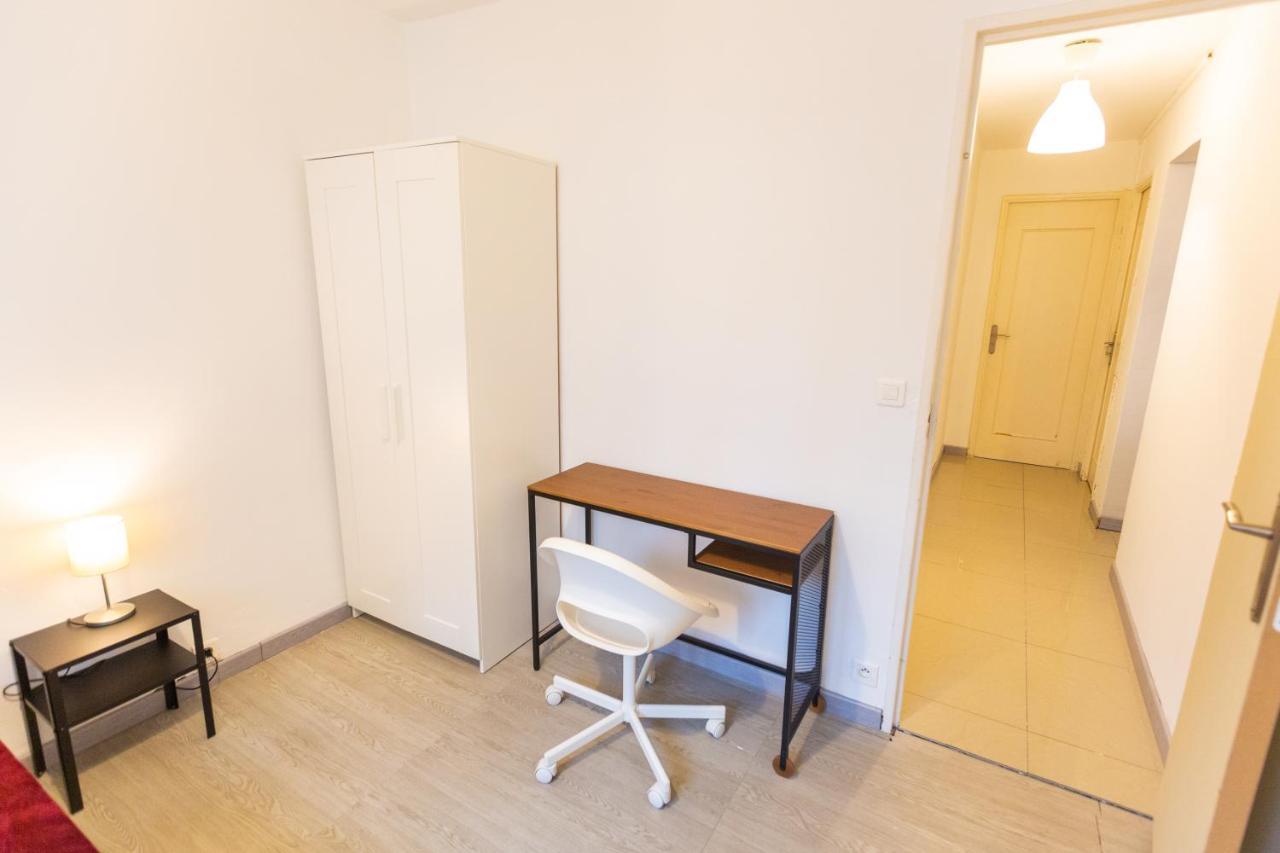 Apartment Superbe T4 Renove Spacieux Avec Stationnement Libre Et Gratuit Marseilles